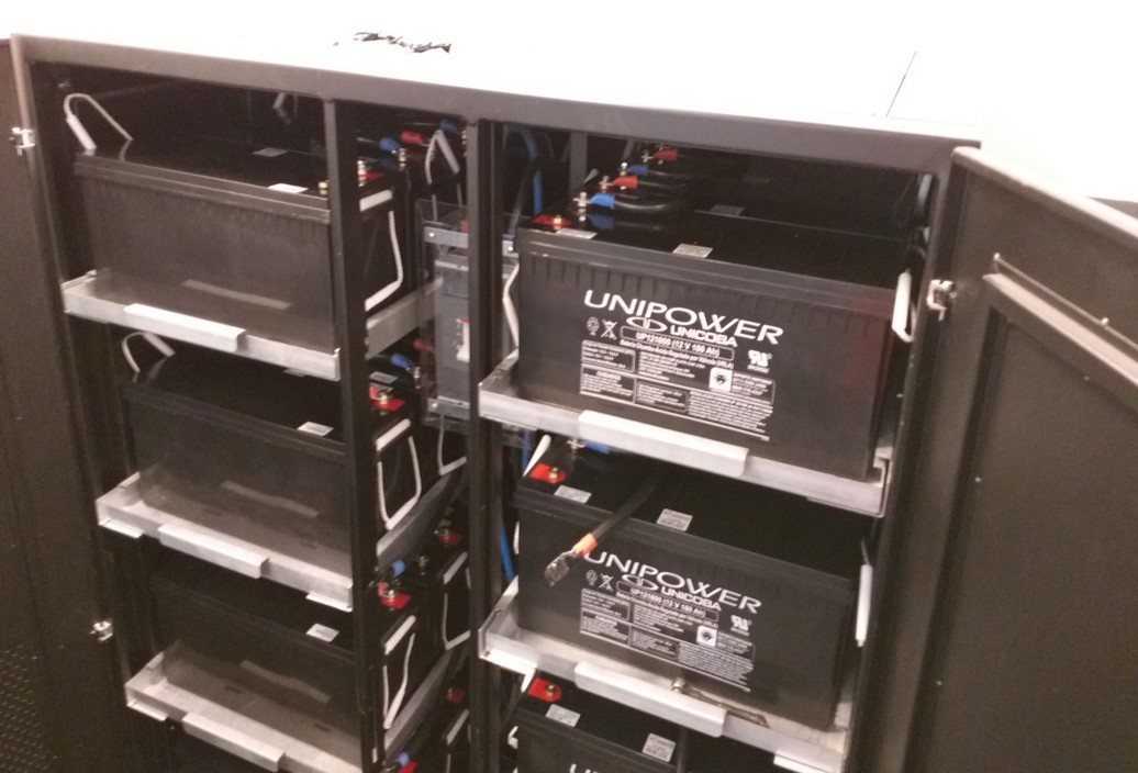 Instalação de sistema de monitoramento de baterias